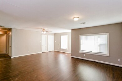 6230 Sherwood Dr, Houston, TX 77021 - photo 6