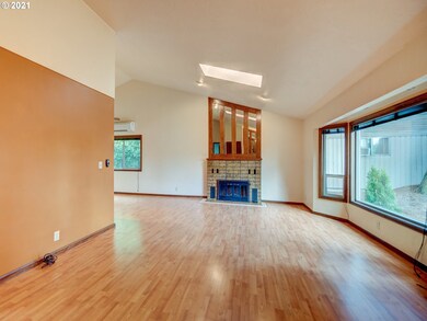 1865 Norkenzie Rd, Eugene, OR 97401 - photo 5