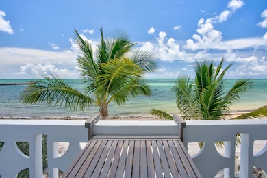 755 W Ocean #5