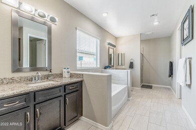 17140 W Laurie Ln-17