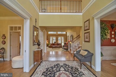 7964 Valderrama Ct, Gainesville, VA 20155 - photo 2