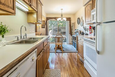 3027 Forest Creek Ct, Ann Arbor, MI 48108 - photo 6