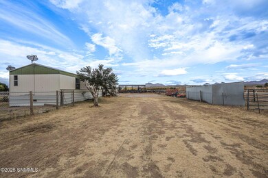 665 Fossil View Rd, Las Cruces, NM 88007 - photo 4