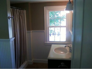 557 White Mountain Hwy unit B, Milton, NH 03851 - photo 4