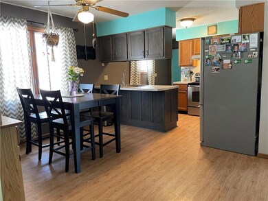 Nicely updated dining and kitchen area