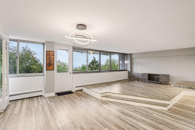 Summit House Condos unit 1D, Milwaukee, WI 53202 - photo 6