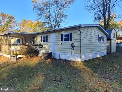 1502 Flanders Ln unit A, Harwood, MD 20776 - photo 2