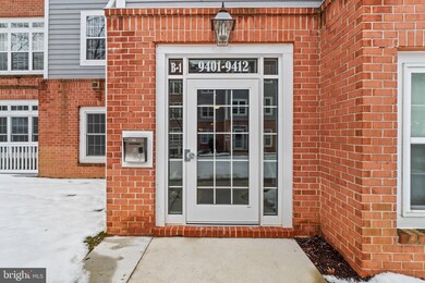9404 Groffs Mill Dr unit 9404, Owings Mills, MD 21117 - photo 2