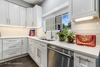 4944 N Seeley Ave, Chicago, IL 60625 - photo 7