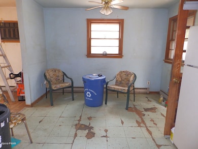 1232 Milford Rd, Dingmans Ferry, PA 18328 - photo 6