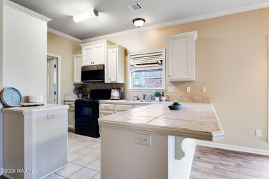 5-web-or-mls-104 Mulligan Way-4