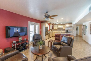 5) FAMILY ROOM