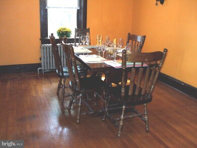 138 E Parkway Ave, Chester, PA 19013 - photo 6