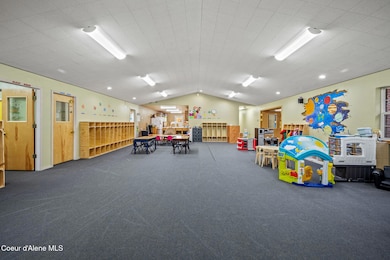 1024 S Sagle Rd, Sagle, ID 83860 - photo 6