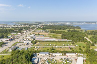 1075 Cedar Point Blvd-3