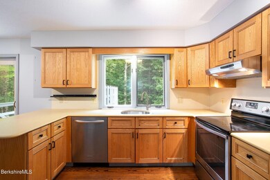 5 Wexford Ct unit 29, Lenox, MA 01240 - photo 5