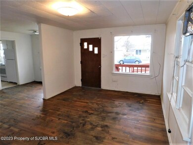 Living Room View Toward Front Door