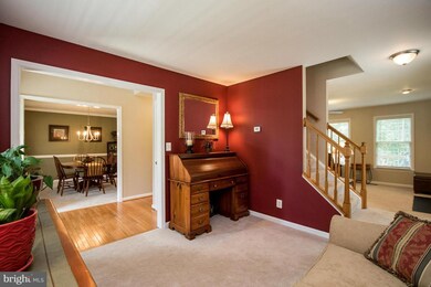 10401 Woodlake Ct, Spotsylvania, VA 22553 - photo 3