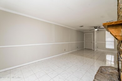 1649 El Prado Rd unit 3, Jacksonville, FL 32216 - photo 4