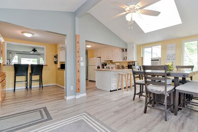 9 Kingston Dr, Nashua, NH 03060 - photo 3