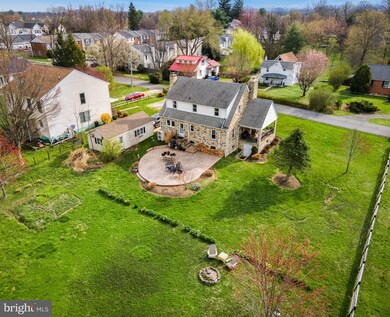 411 S 11th St, Purcellville, VA 20132 - photo 4