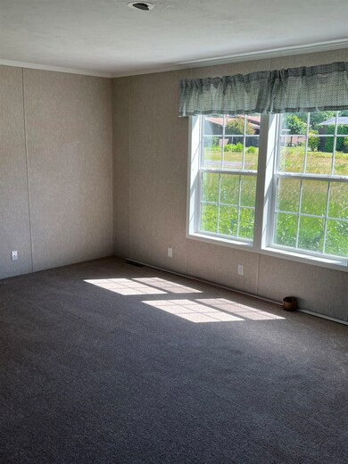 22 Meadow Rd, Vernon, VT 05354 - photo 5