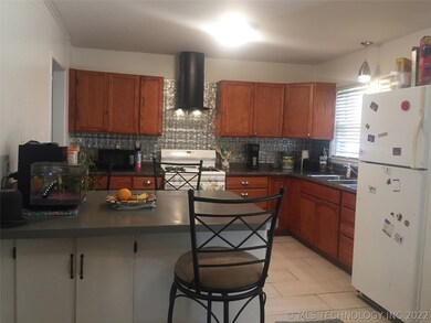 210 E Pine Place, Skiatook, OK 74070 - photo 5