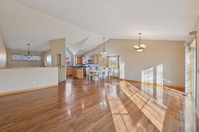 452 Park Cir, Norwood Young America, MN 55368 - photo 4