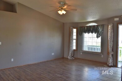 809 W Georgia Ave, Nampa, ID 83686 - photo 7