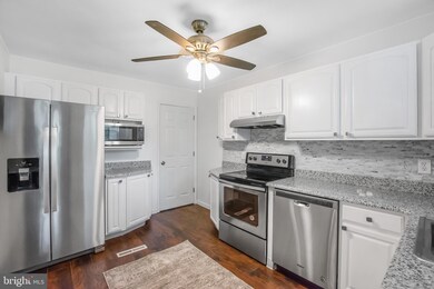 1107 Gray Ct, New Castle, DE 19720 - photo 2