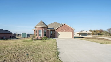 220 Delatorre St, Trenton, TX 75490 - photo 2