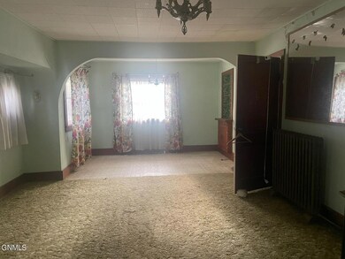 1307 11th St SE, Jamestown, ND 58401 - photo 5