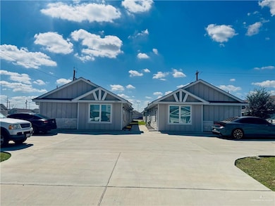 2207 Northridge Ave unit B, Harlingen, TX 78550 - photo 2