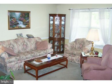 48 Cottonwood Dr, Southampton, PA 18966 - photo 5