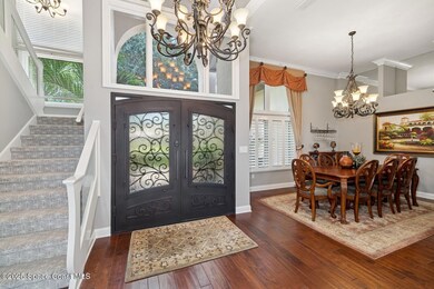 02_6265BertramDr_32_Foyer_Large