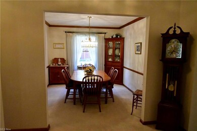 ...and here's the dining room, fully furnished.