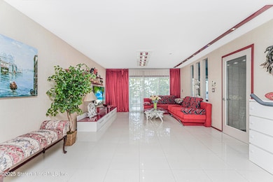 75 Longview Rd, Staten Island, NY 10304 - photo 7