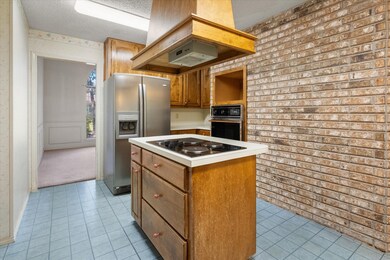 825 Newport Rd, Fort Worth, TX 76120 - photo 7