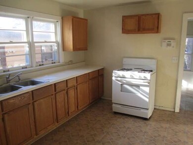 2216 Jethro Ave, Zion, IL 60099 - photo 7