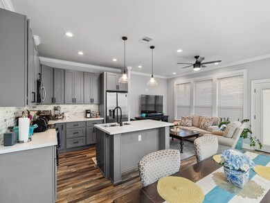 1022 Melneeka Ln, Houston, TX 77091 - photo 2