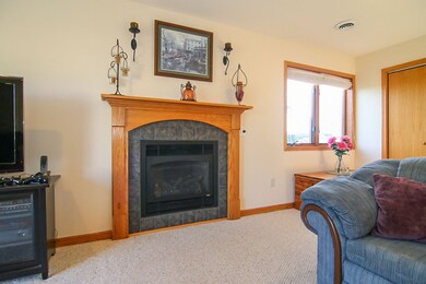 1129 Lincoln Rd, Oregon, WI 53575 - photo 3