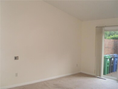 882 Halifax Dr, Warwick, RI 02886 - photo 7