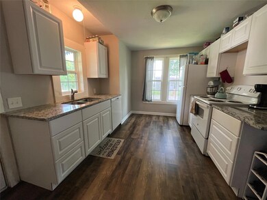 631 E Murray St, Denison, TX 75021 - photo 5