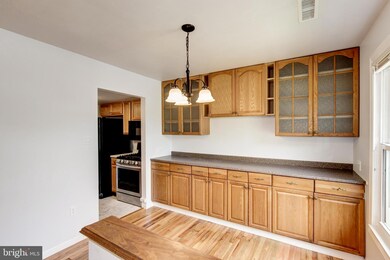 503 W Diamond Ave, Gaithersburg, MD 20877 - photo 5