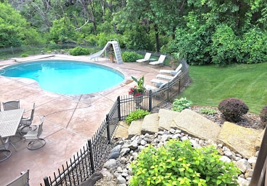 1509 Haller Ct S, Saint Paul, MN 55119 - photo 5