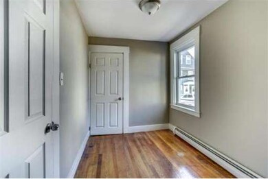 59 Franklin St, Haverhill, MA 01830 - photo 4