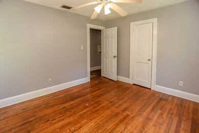 1208 10th Ave, Albany, GA 31707 - photo 5