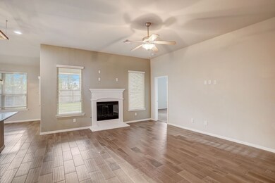 14027 Beaverhead Range Ct, Conroe, TX 77384 - photo 6