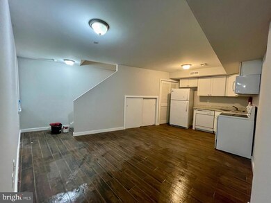 4442 Cresson St unit D, Philadelphia, PA 19127 - photo 3