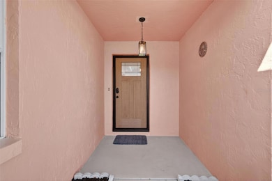 1008 Laredo Ln, Lady Lake, FL 32159 - photo 3